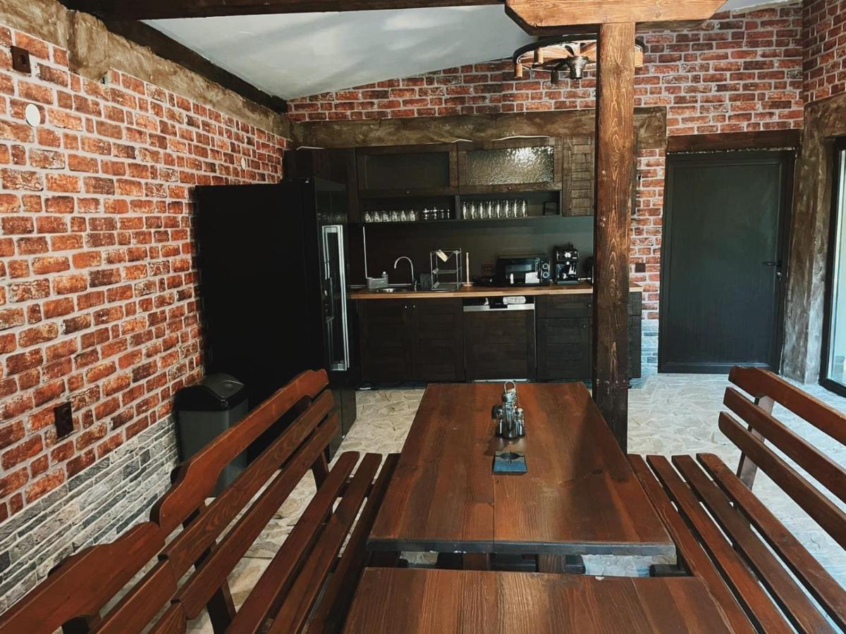 Карамановите Къщи Apriltsi  Exterior photo