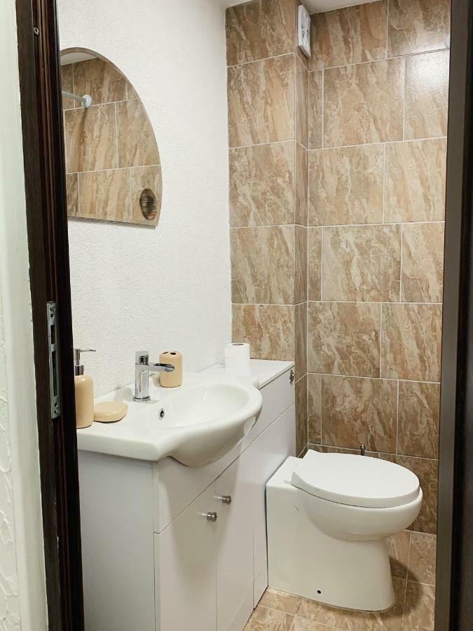 Карамановите Къщи Apriltsi  Exterior photo